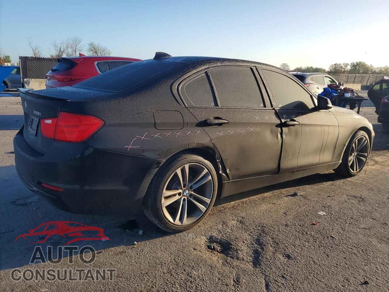 BMW 328 2013 - WBA3B5G52DNS02012