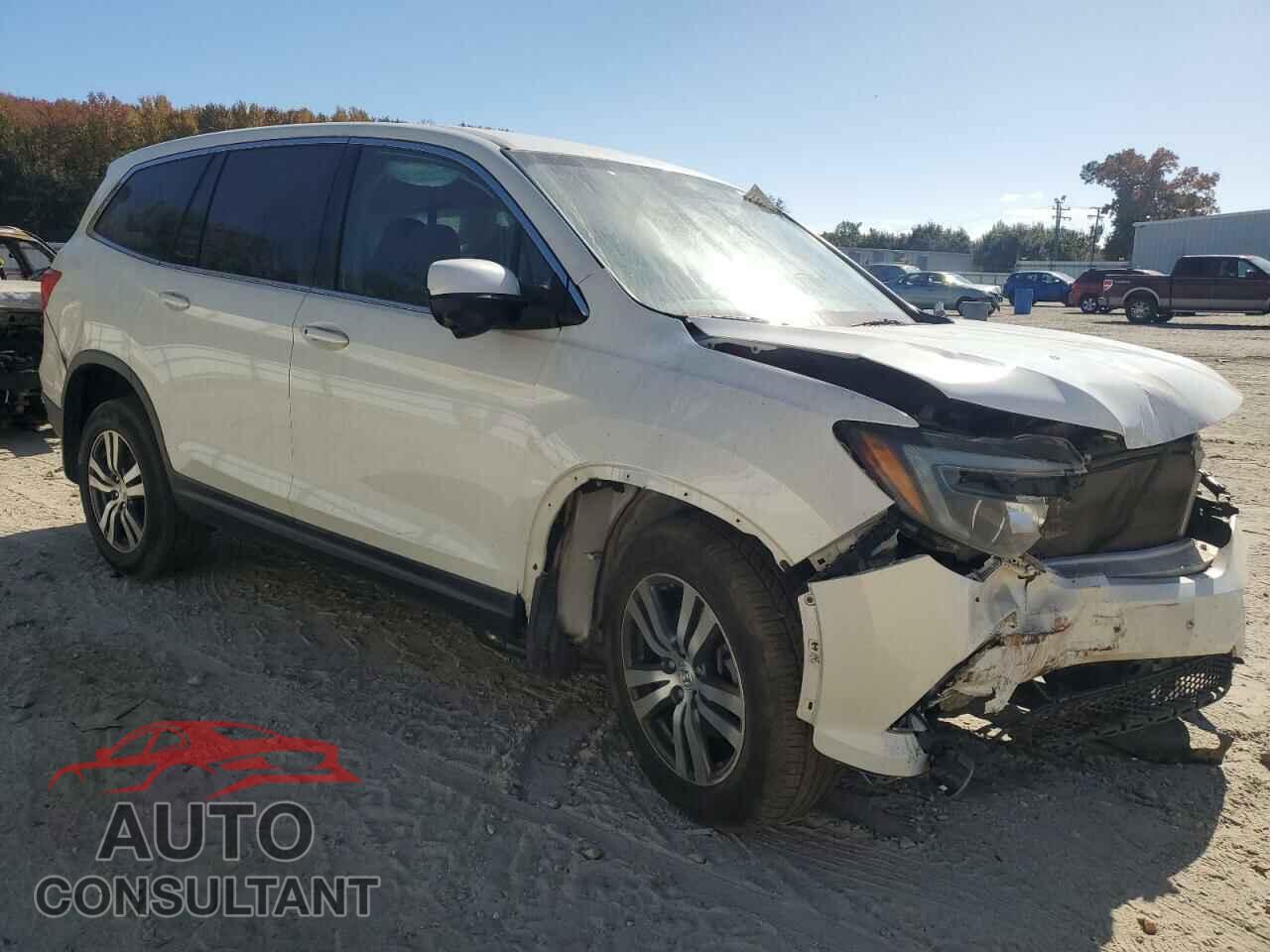 HONDA PILOT 2017 - 5FNYF6H38HB039242