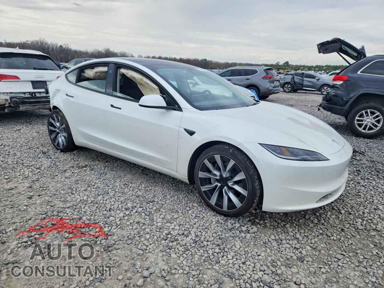 TESLA MODEL 3 2024 - 5YJ3E1EB2RF792536