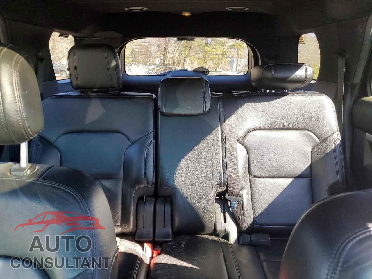 FORD EXPLORER 2016 - 1FM5K8D89GGA31761