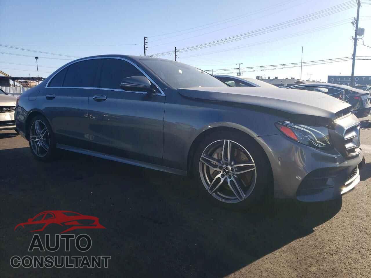 MERCEDES-BENZ E-CLASS 2019 - WDDZF4JB9KA580462