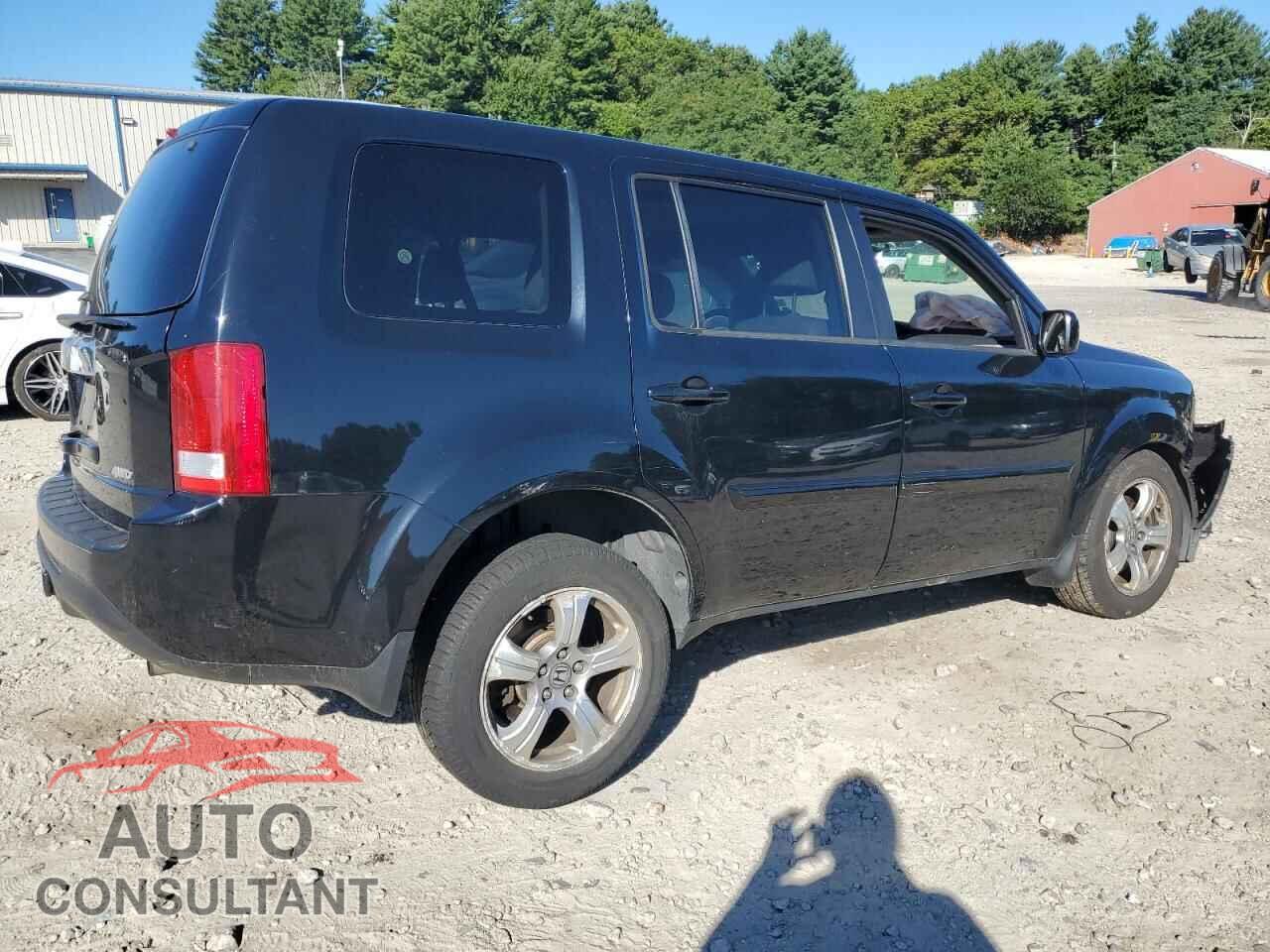 HONDA PILOT 2015 - 5FNYF4H7XFB013777