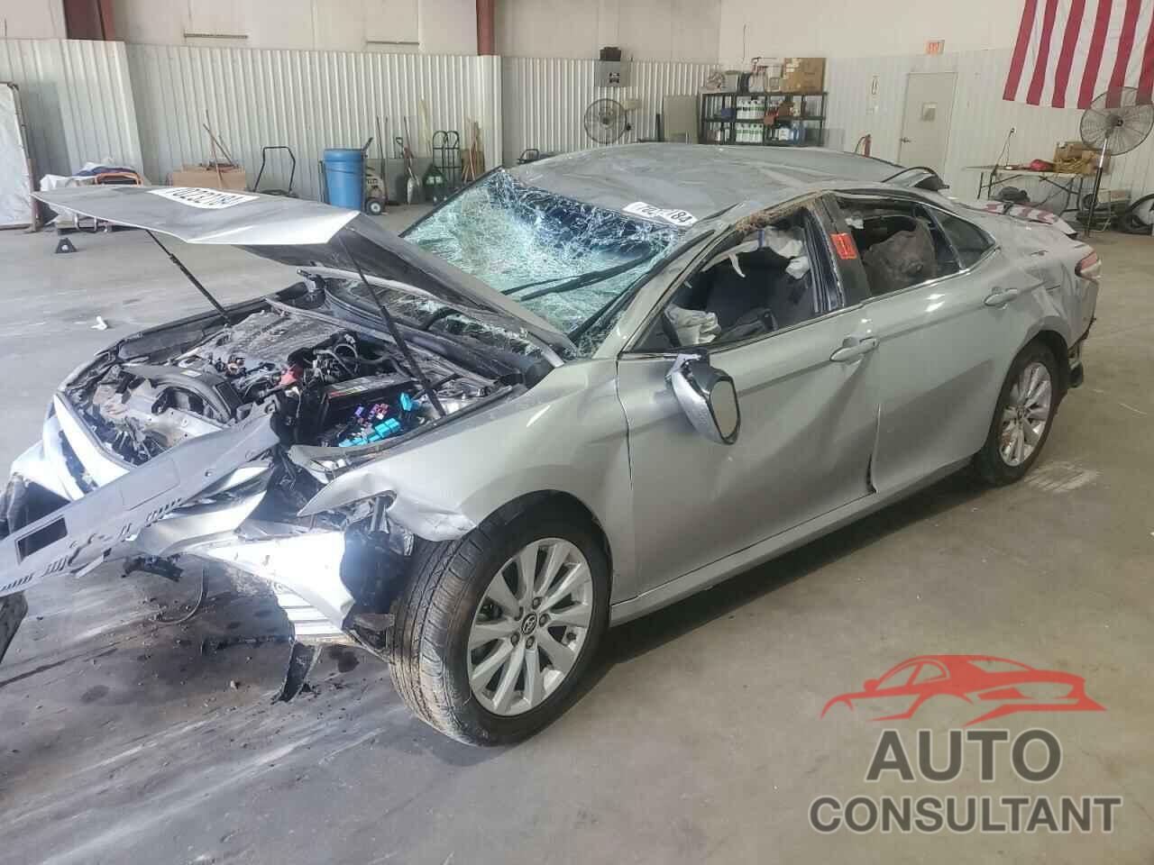 TOYOTA CAMRY 2018 - 4T1B11HKXJU595706