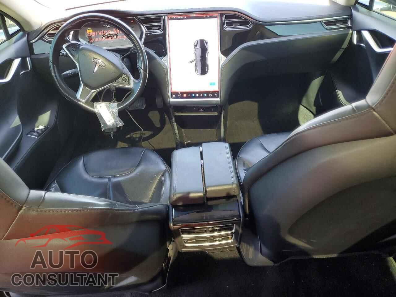TESLA MODEL S 2013 - 5YJSA1CN9DFP27647