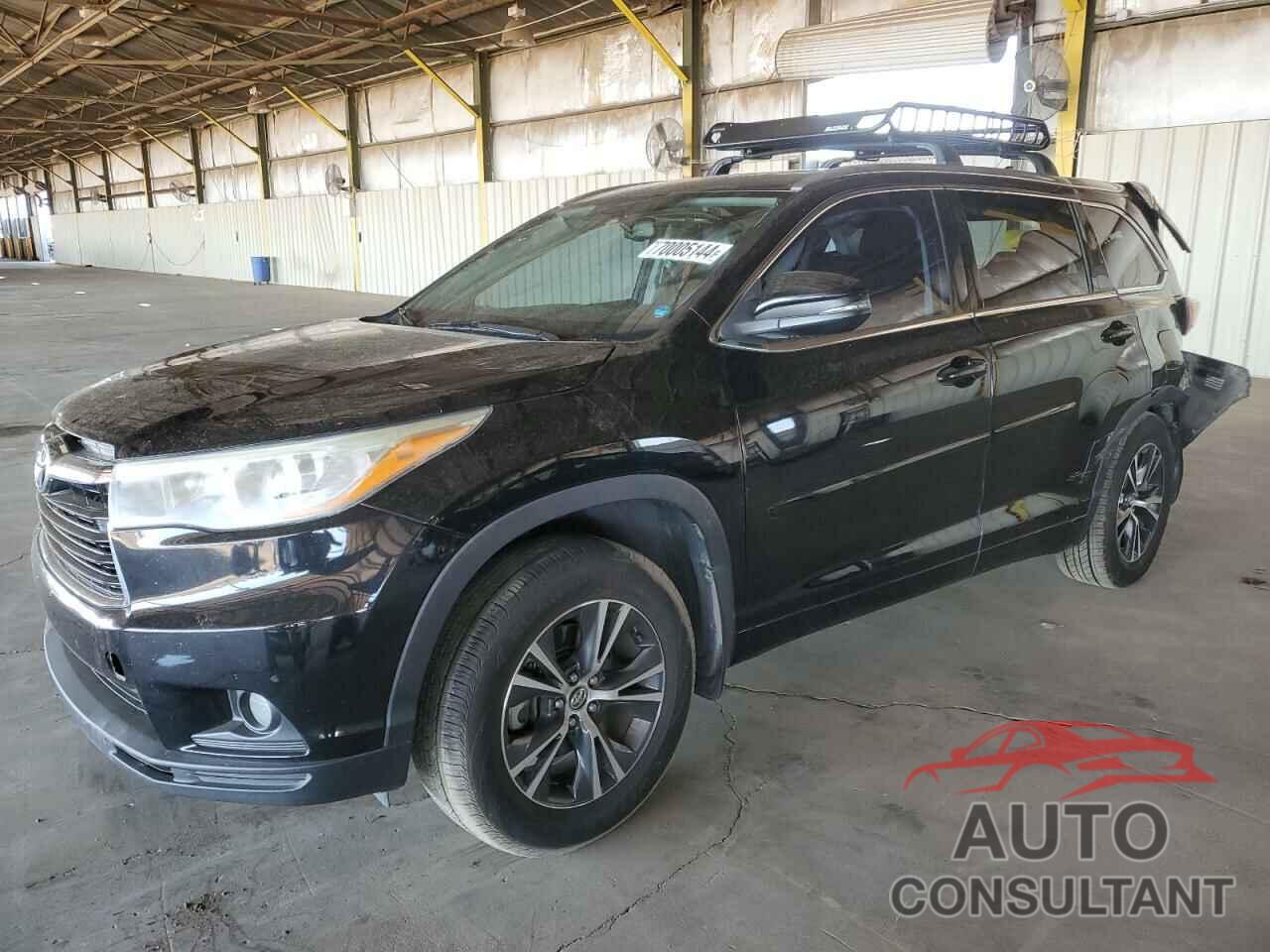 TOYOTA HIGHLANDER 2016 - 5TDJKRFH0GS331880