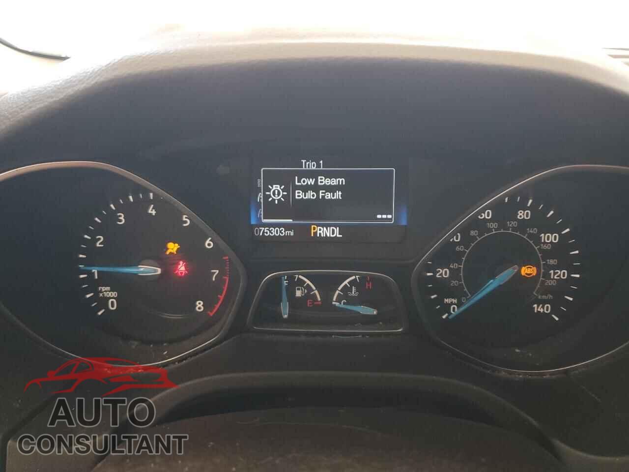 FORD FOCUS 2017 - 1FADP3E23HL241608