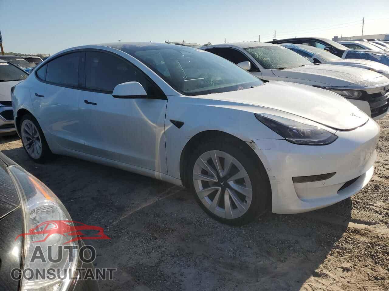 TESLA MODEL 3 2021 - 5YJ3E1EAXMF045573