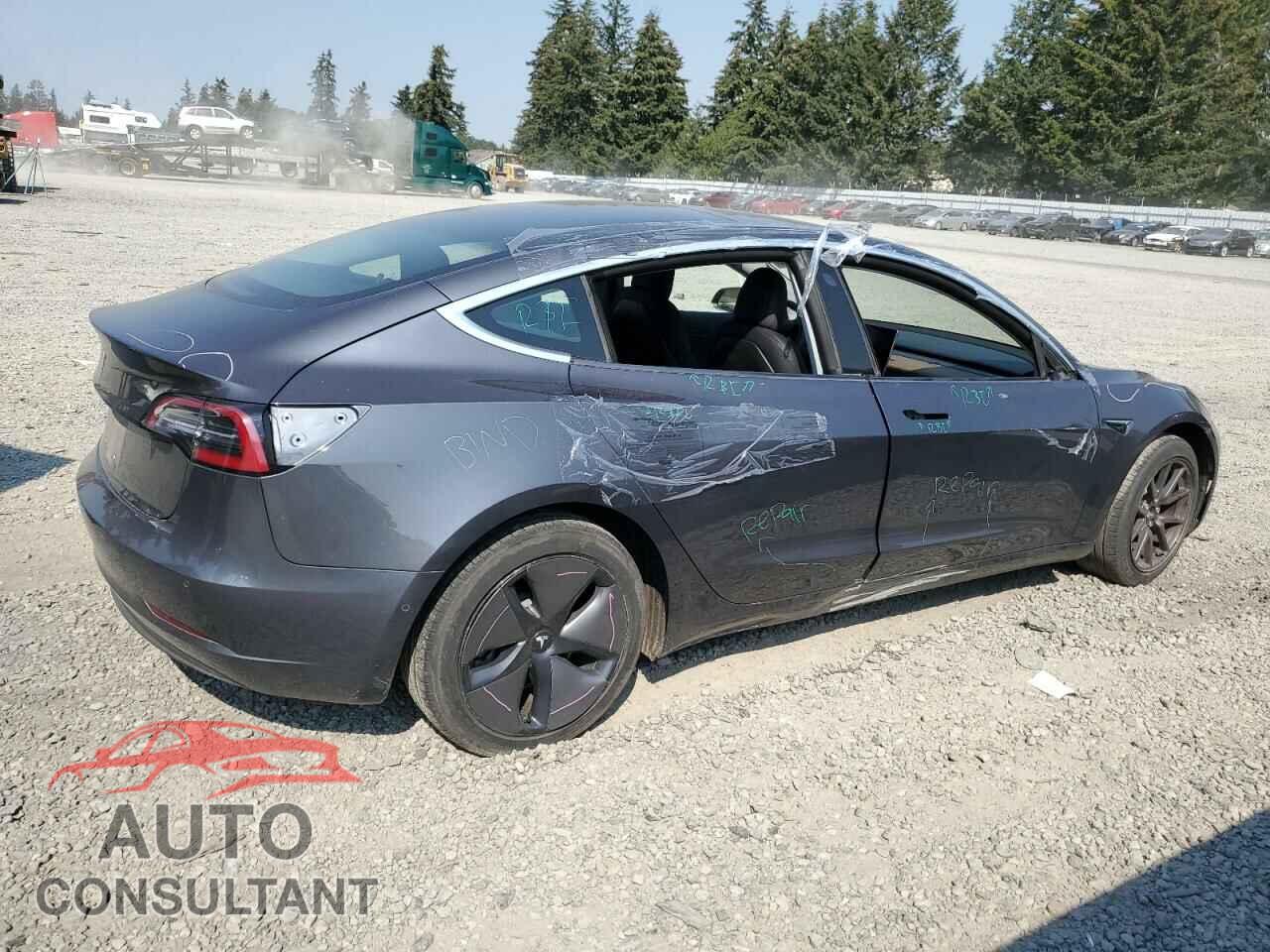 TESLA MODEL 3 2018 - 5YJ3E1EA4JF045127