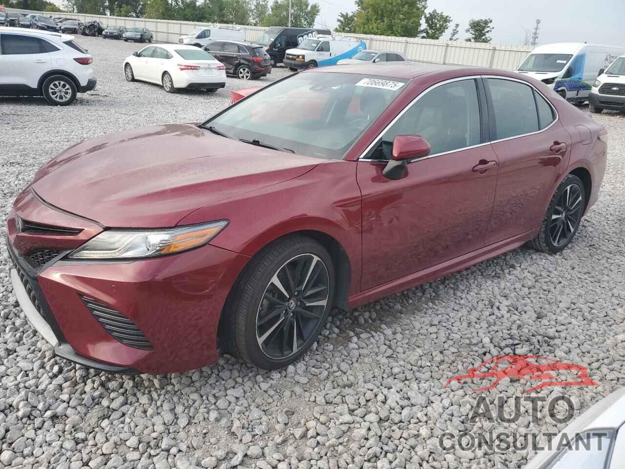 TOYOTA CAMRY 2018 - 4T1B61HKXJU651824