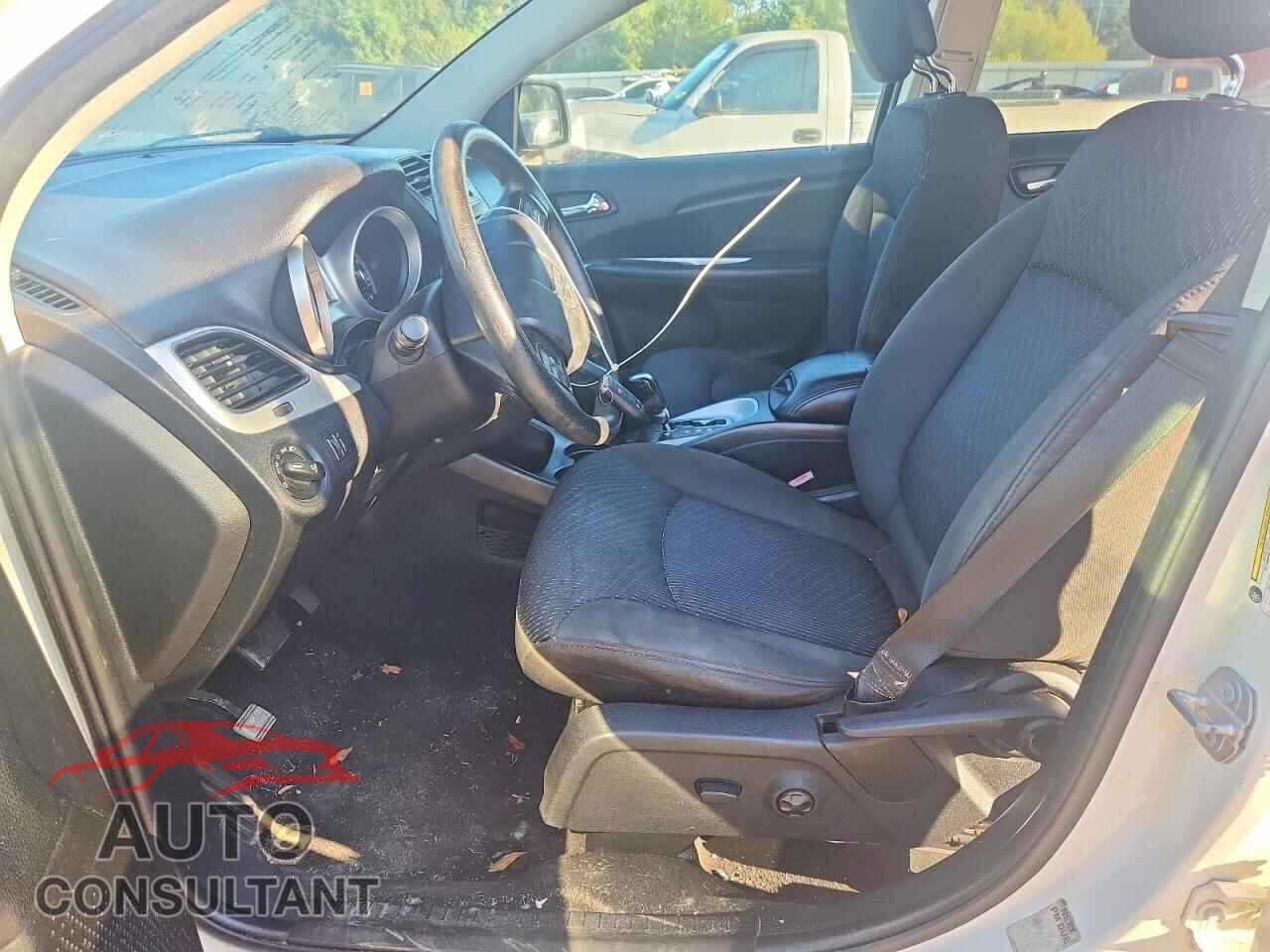 DODGE JOURNEY 2017 - 3C4PDCBG4HT591074