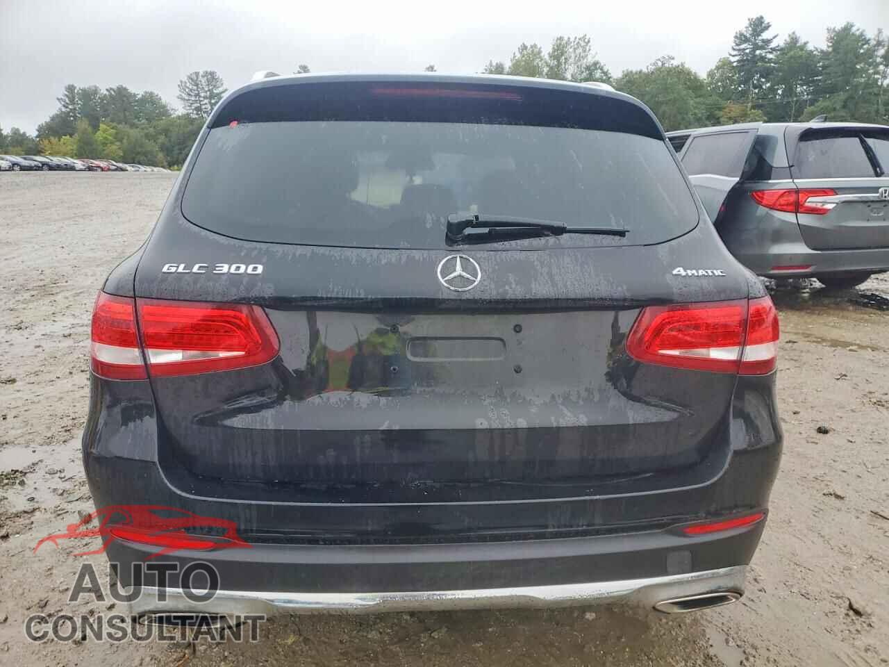 MERCEDES-BENZ GLC-CLASS 2017 - WDC0G4KB9HF120237