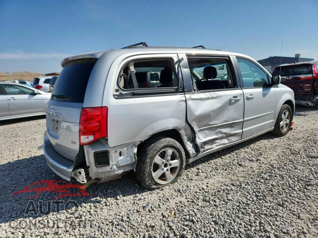 DODGE CARAVAN 2011 - 2D4RN3DG7BR728850