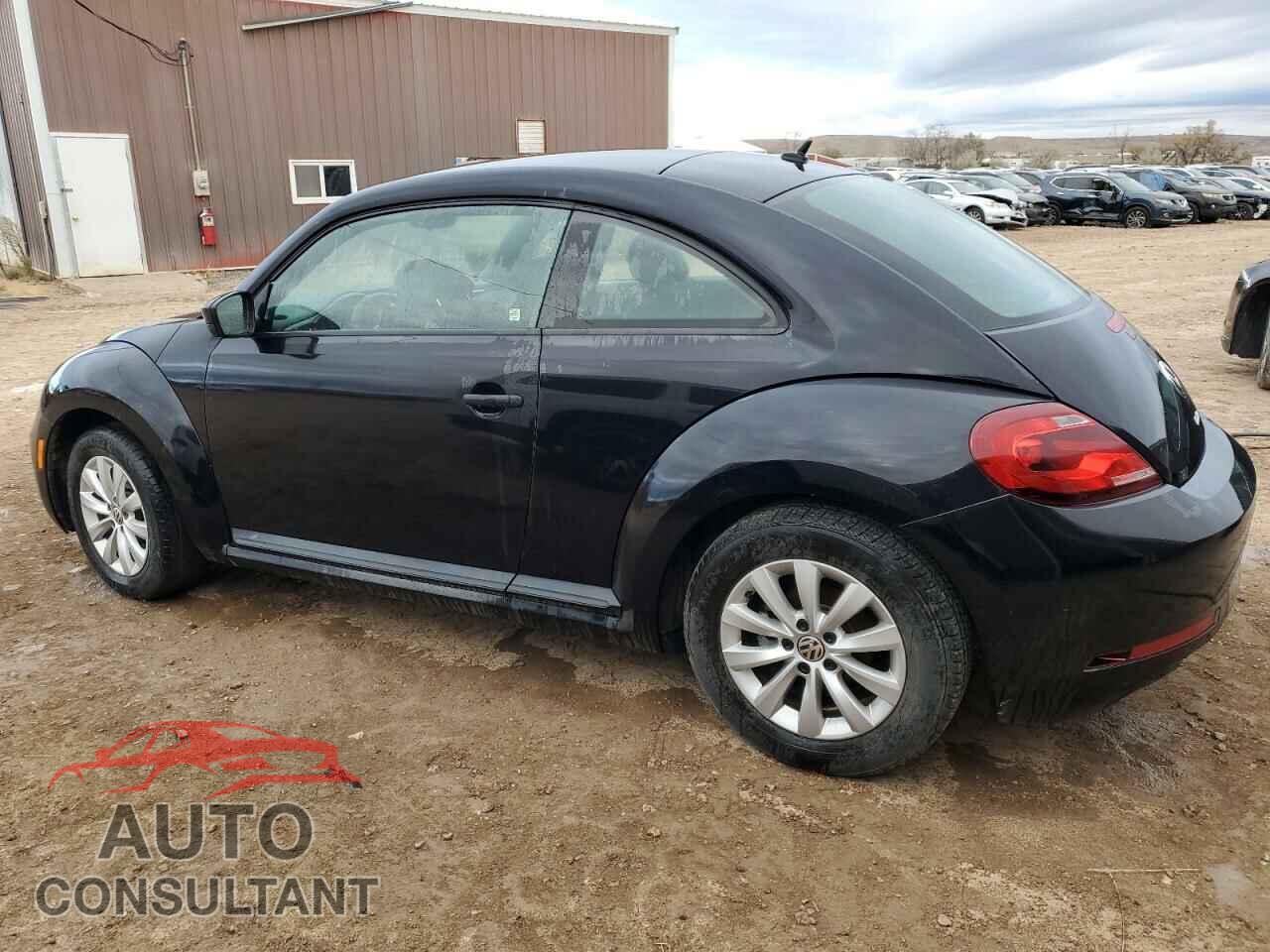 VOLKSWAGEN BEETLE 2017 - 3VWF17AT7HM626465