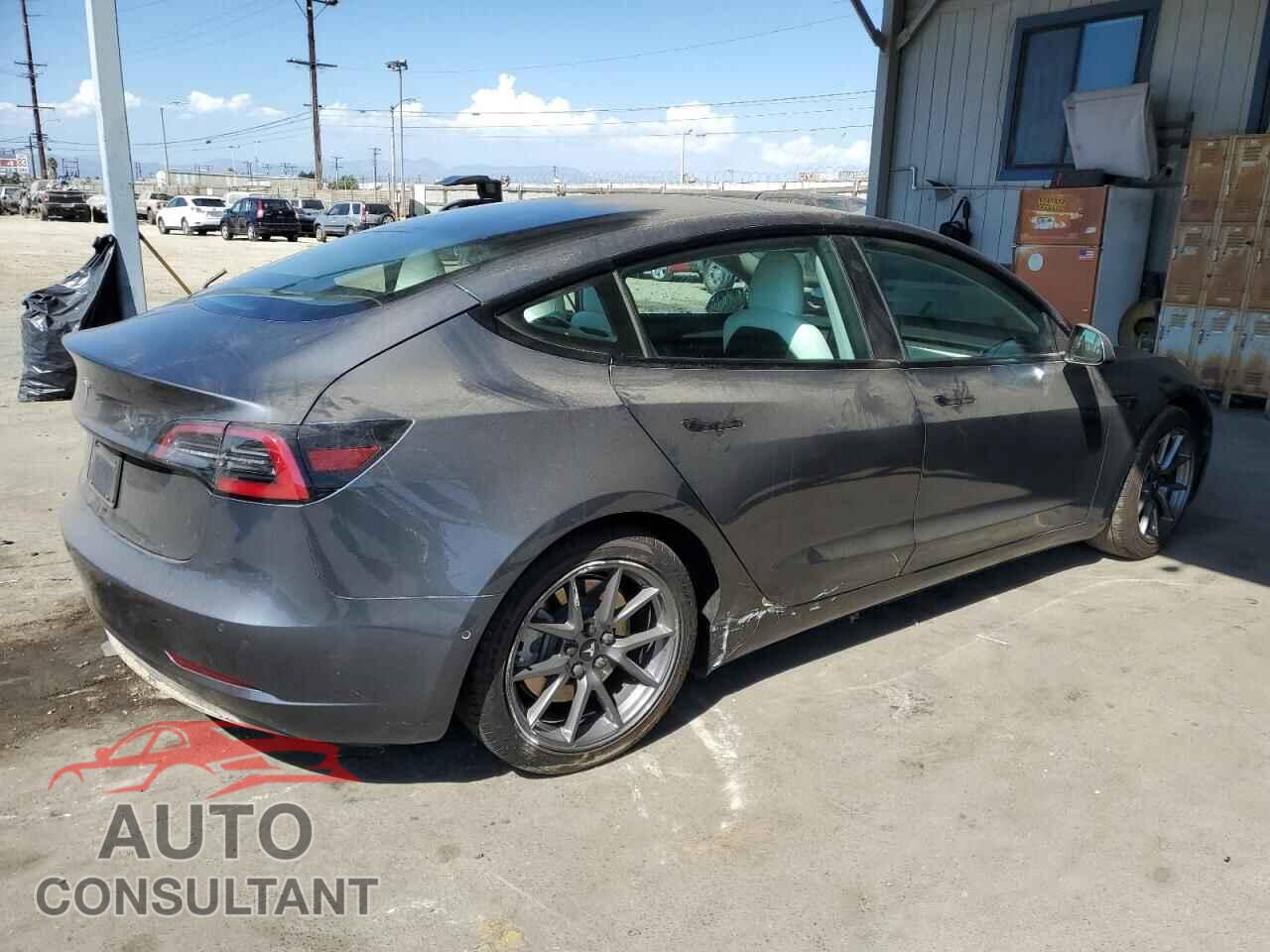 TESLA MODEL 3 2021 - 5YJ3E1EA2MF018318