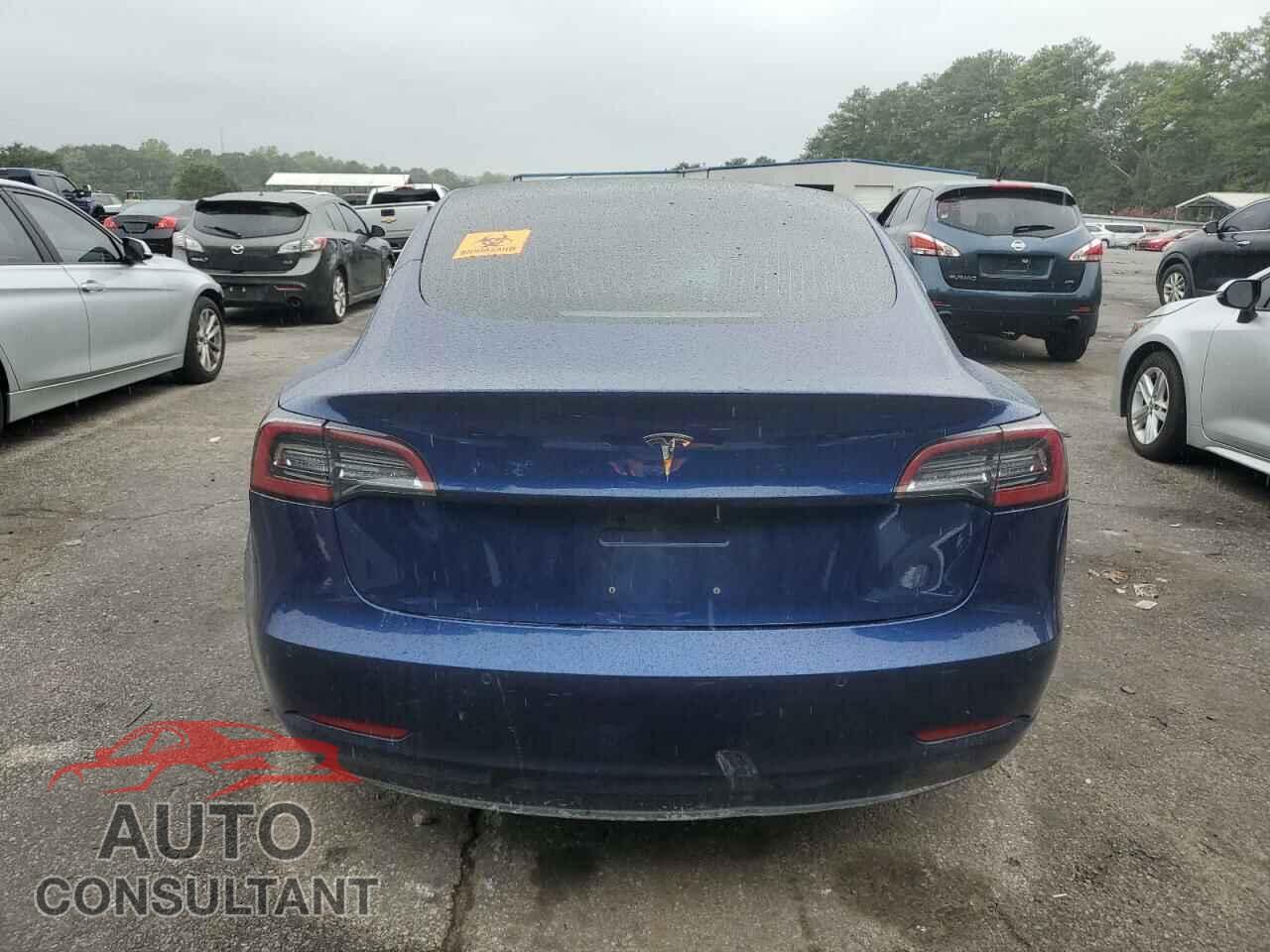 TESLA MODEL 3 2018 - 5YJ3E1EA8JF154352