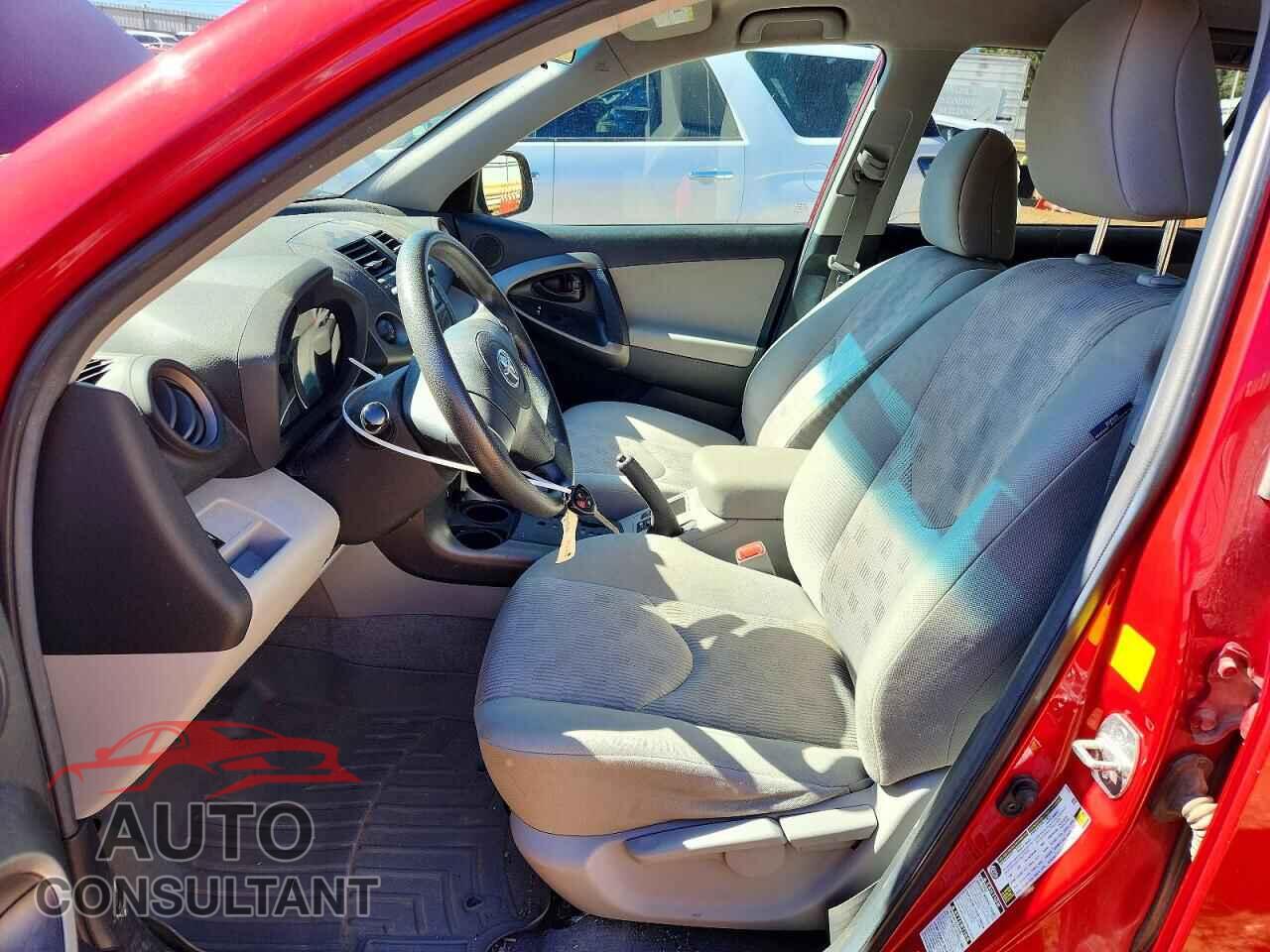 TOYOTA RAV4 2011 - 2T3BF4DV5BW112764