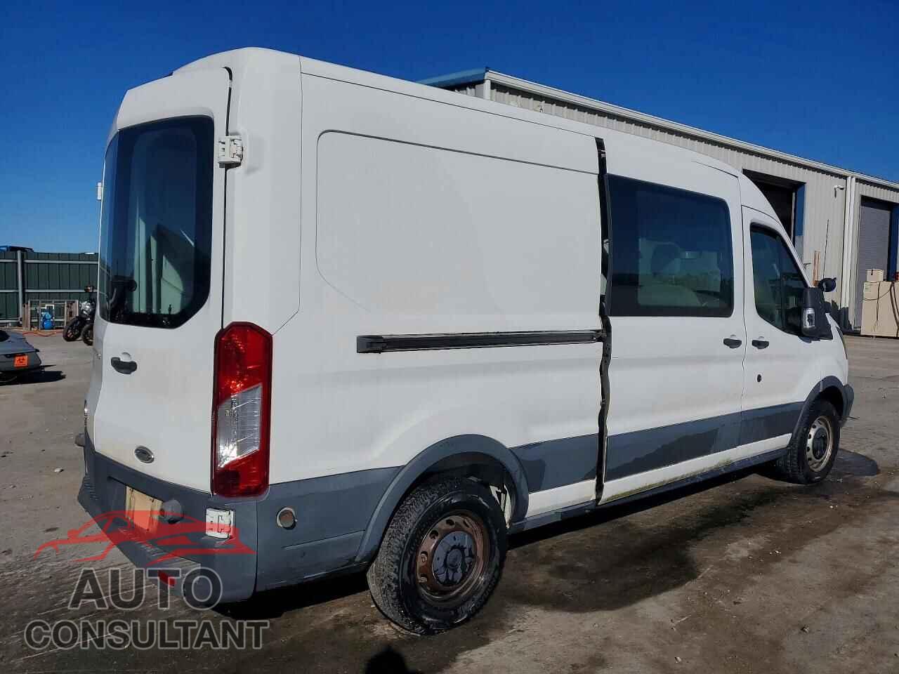 FORD TRANSIT 2015 - 1FTNE2CV2FKA05188