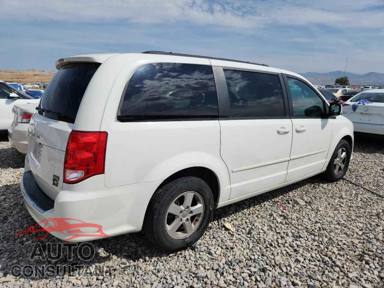DODGE CARAVAN 2011 - 2D4RN3DG1BR627562