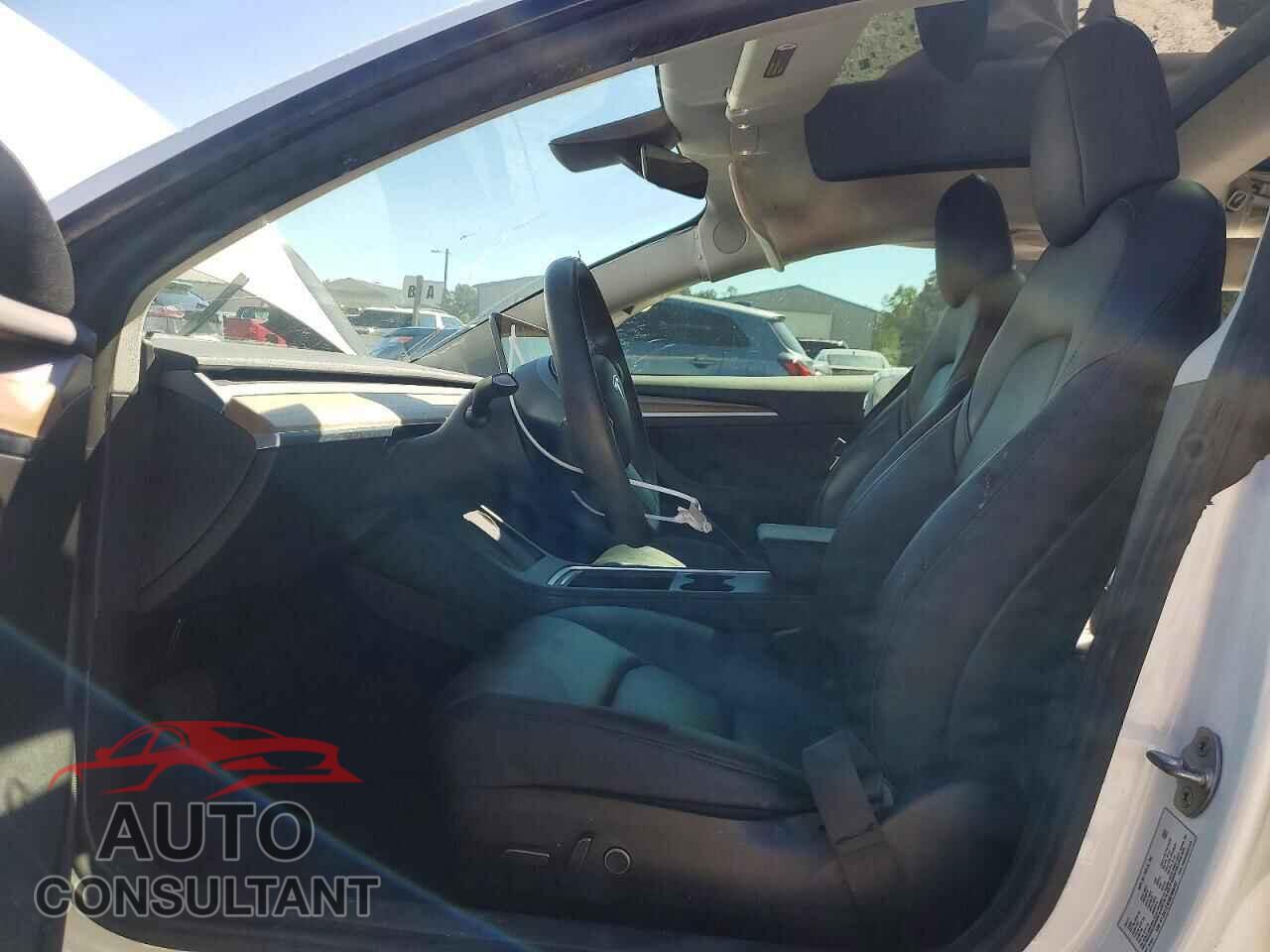 TESLA MODEL 3 2021 - 5YJ3E1EA2MF986497