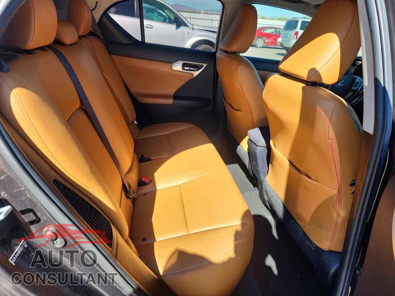LEXUS CT 200 2012 - JTHKD5BH3C2117379