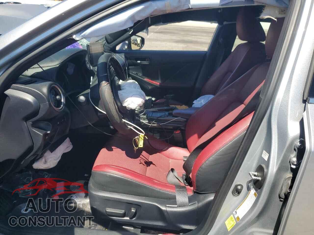 LEXUS IS 2021 - JTHCA1D21M5114835