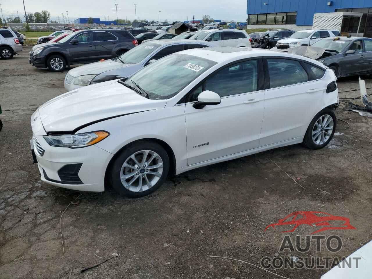 FORD FUSION 2019 - 3FA6P0LU9KR195884