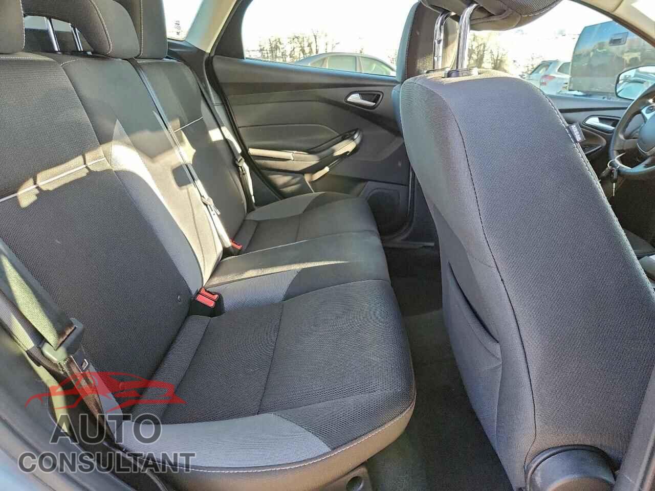 FORD FOCUS 2014 - 1FADP3K22EL183894