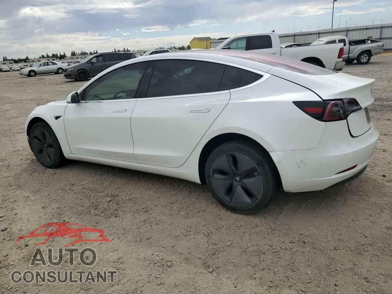 TESLA MODEL 3 2018 - 5YJ3E1EA8JF014883