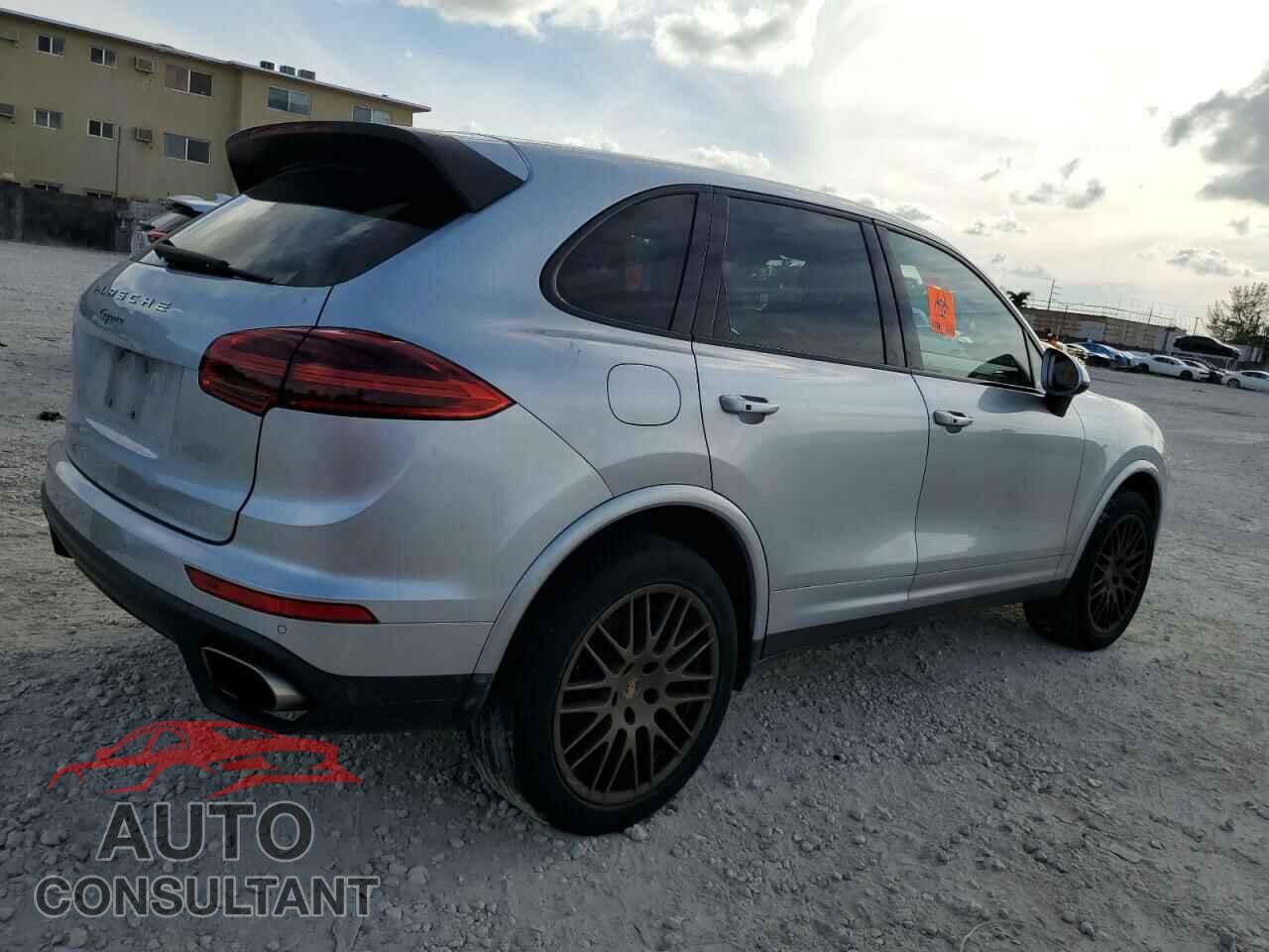 PORSCHE CAYENNE 2017 - WP1AA2A26HKA87298