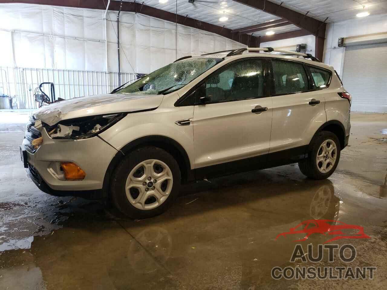 FORD ESCAPE 2017 - 1FMCU0F73HUB80628