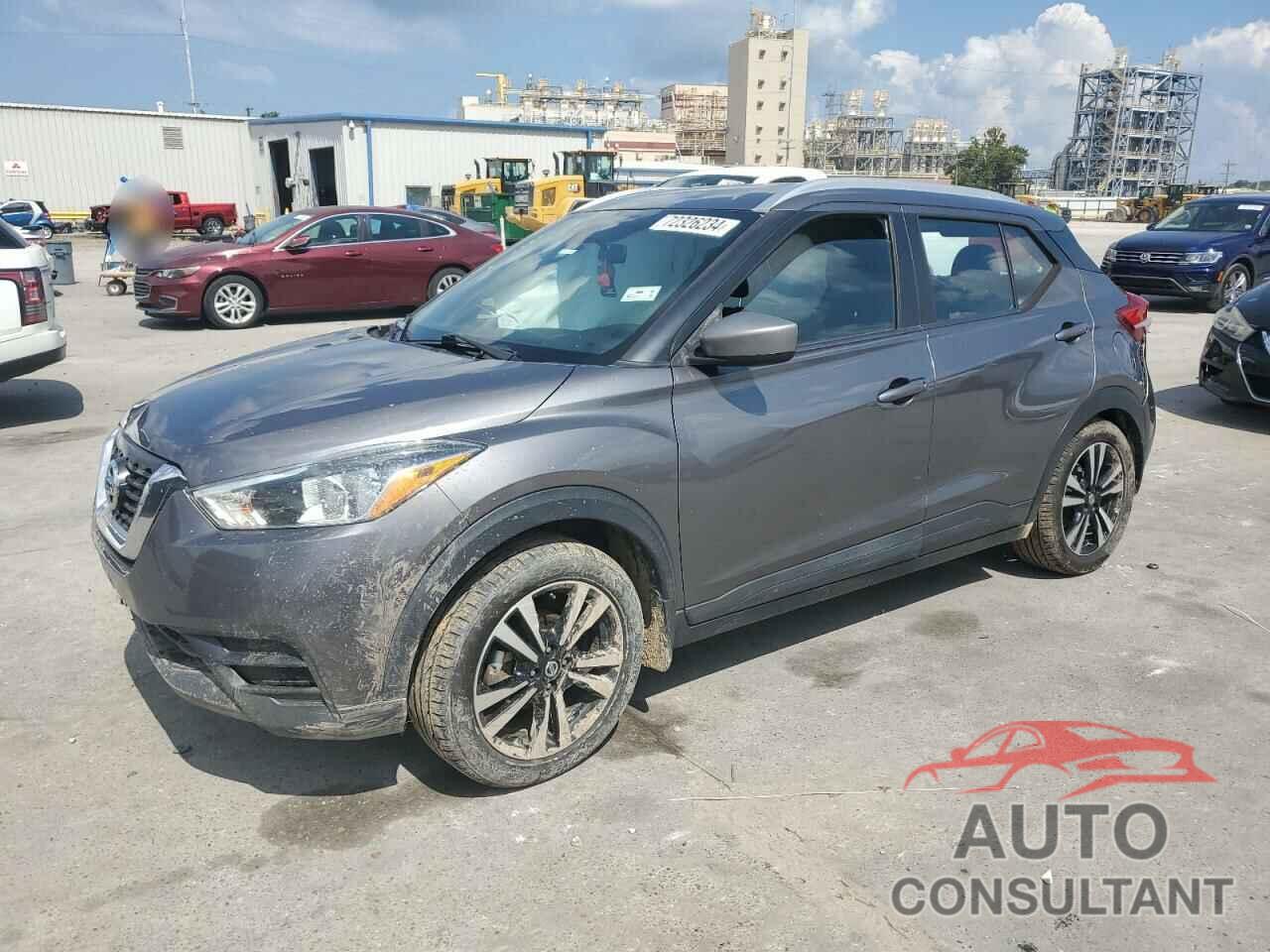 NISSAN KICKS 2018 - 3N1CP5CU2JL530899