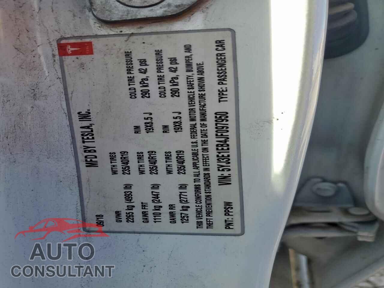 TESLA MODEL 3 2018 - 5YJ3E1EB4JF097950