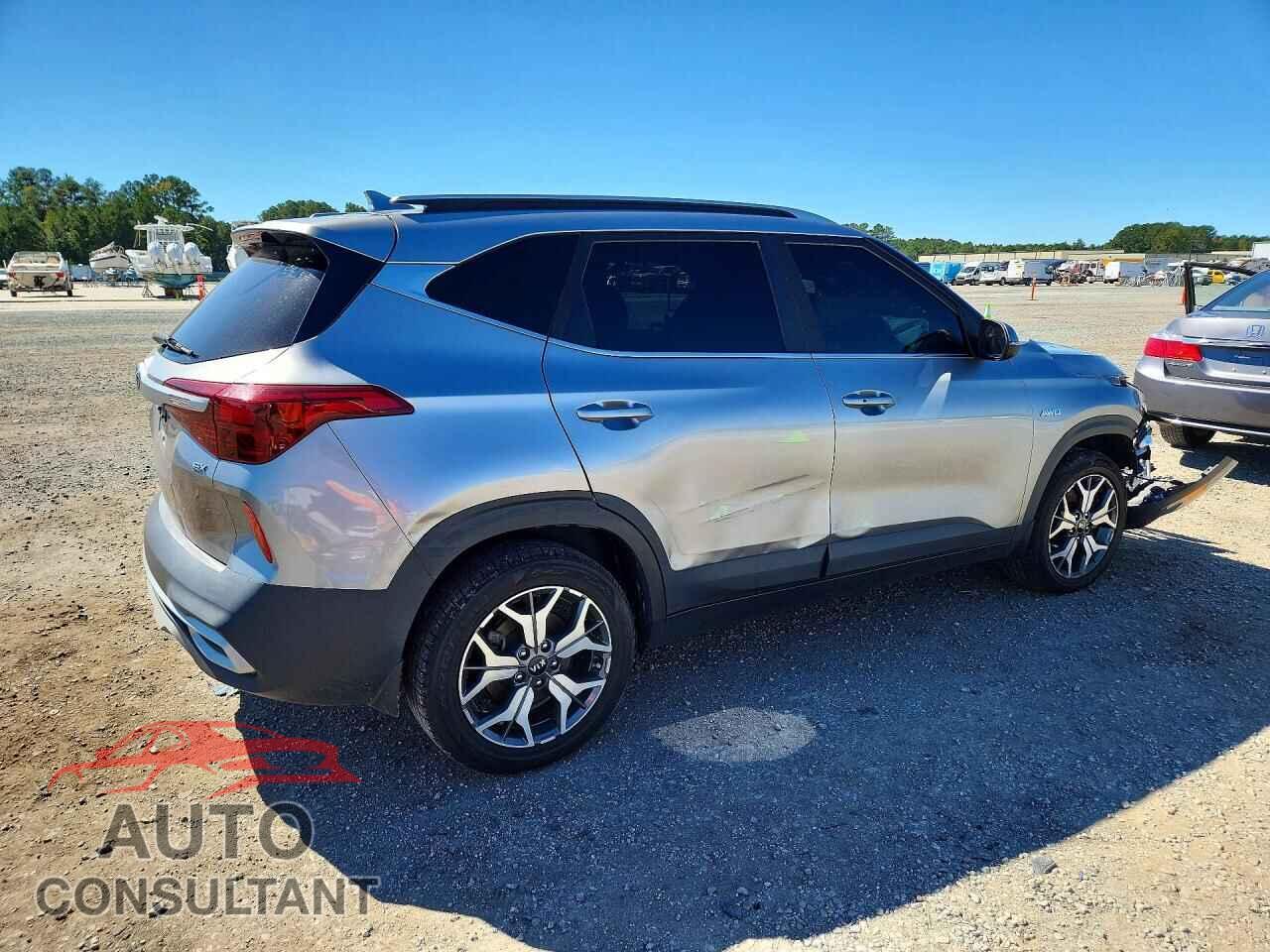 KIA SELTOS 2021 - KNDERCAA1M7056174
