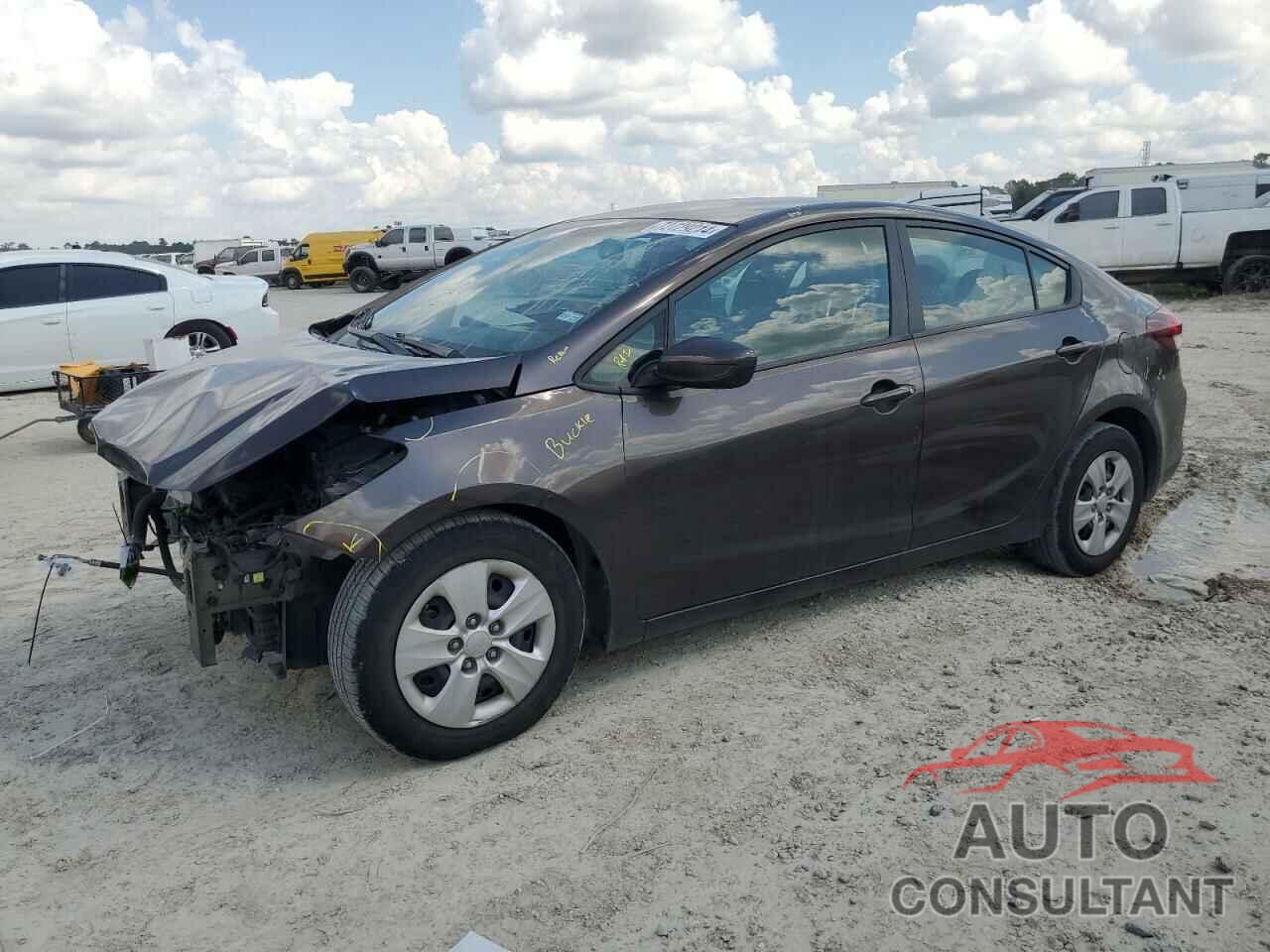 KIA FORTE 2018 - 3KPFL4A78JE177649