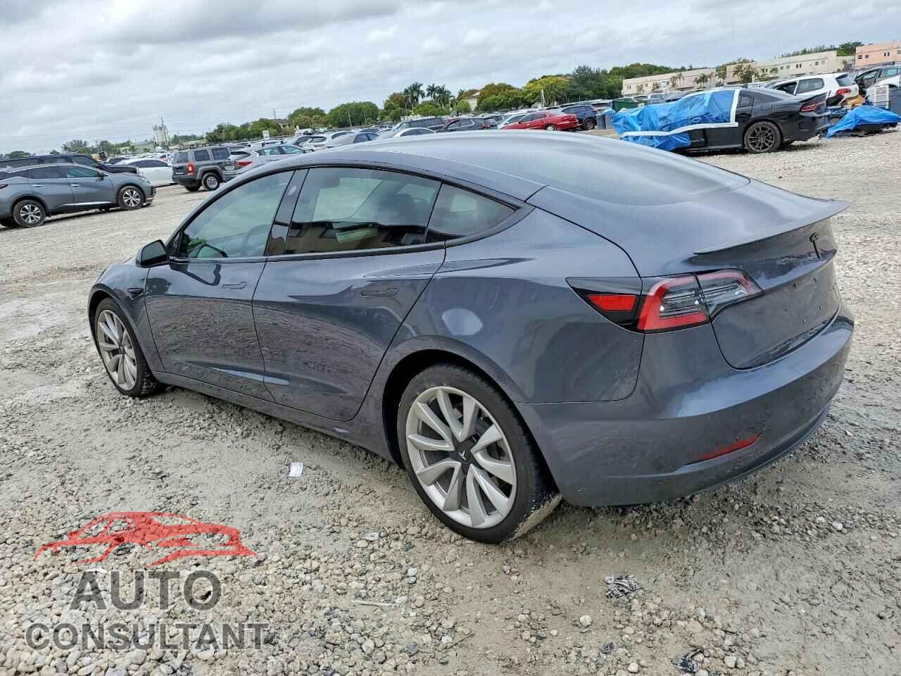 TESLA MODEL 3 2018 - 5YJ3E1EB7JF076977
