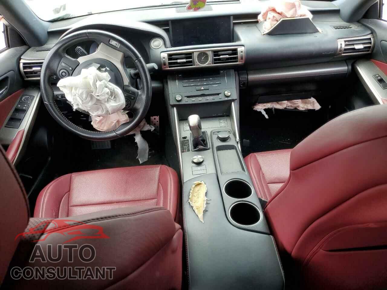 LEXUS IS 2016 - JTHBA1D28G5032648