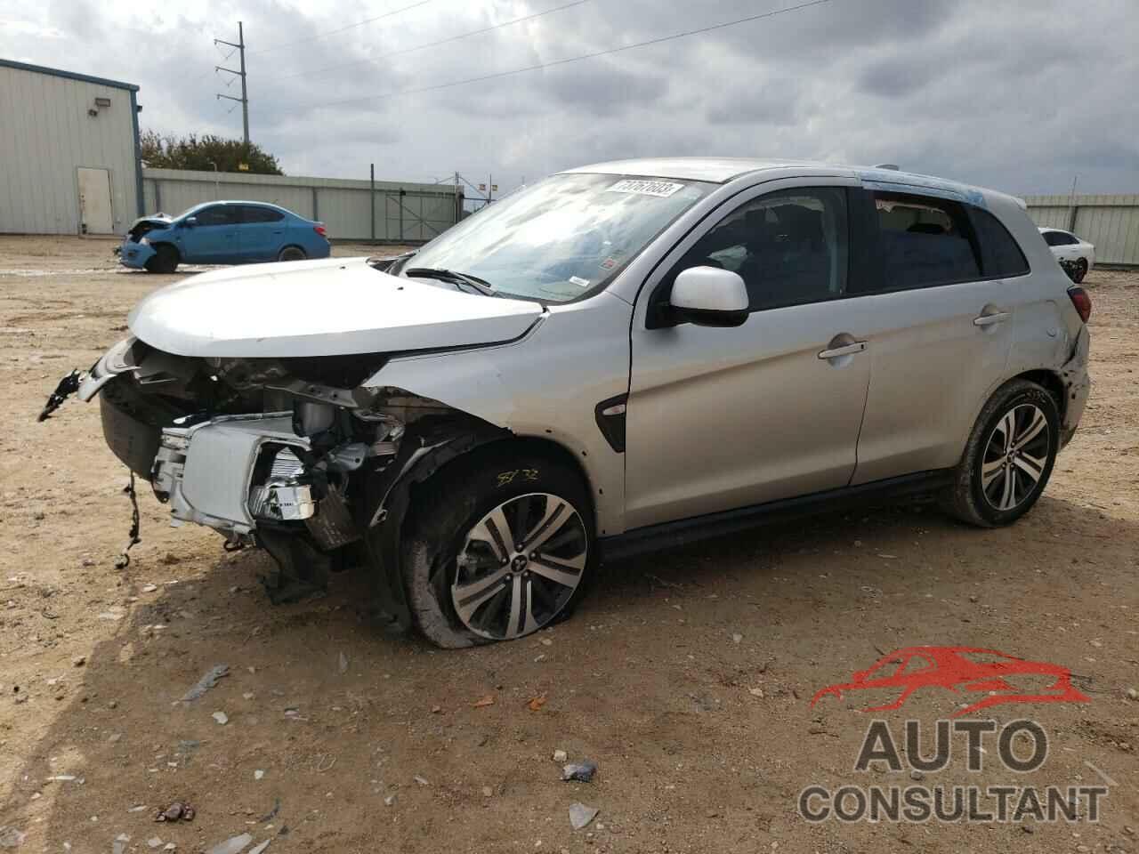 MITSUBISHI OUTLANDER 2022 - JA4APUAU3NU014946