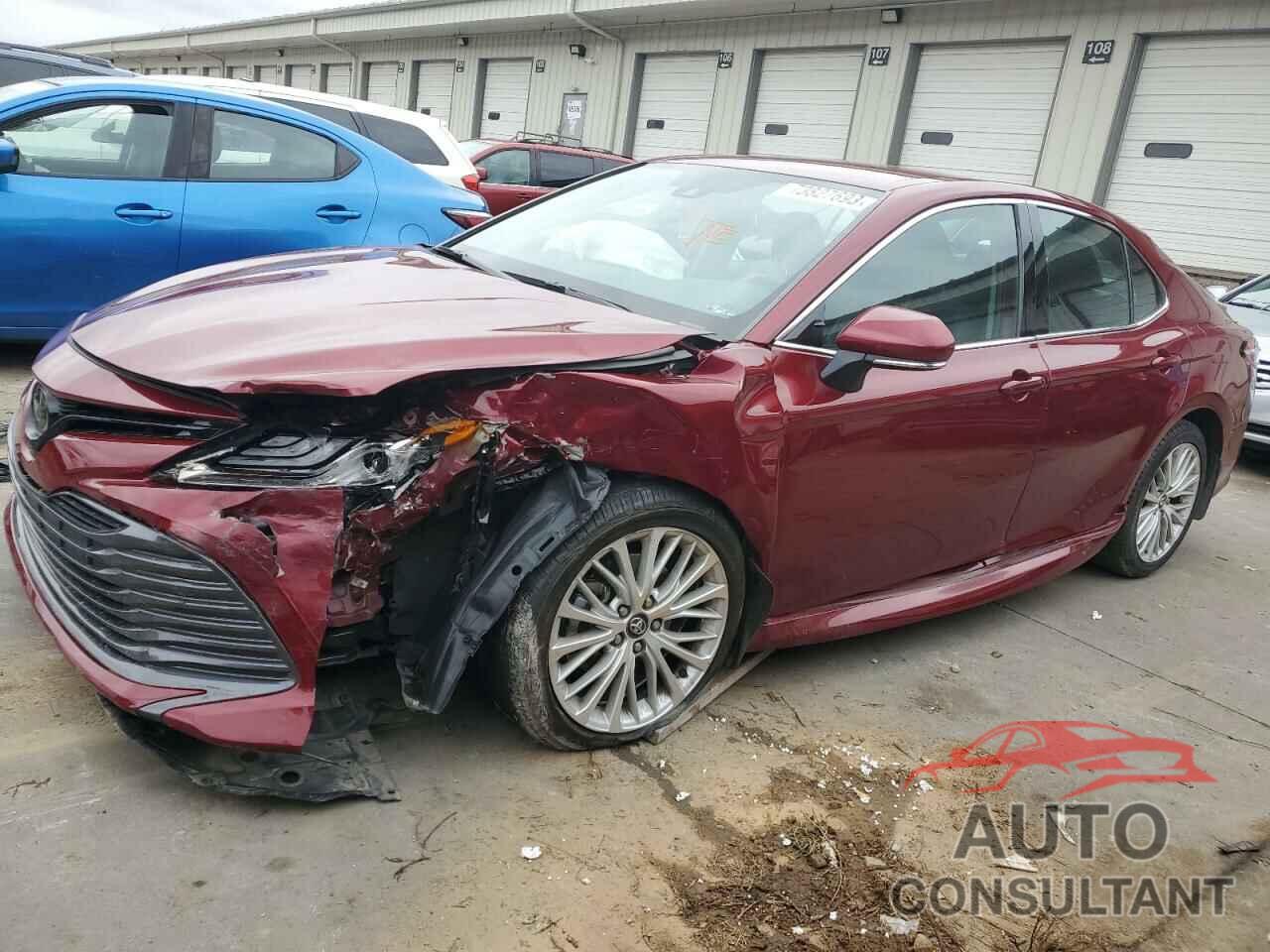 TOYOTA CAMRY 2019 - 4T1B11HK8KU255486