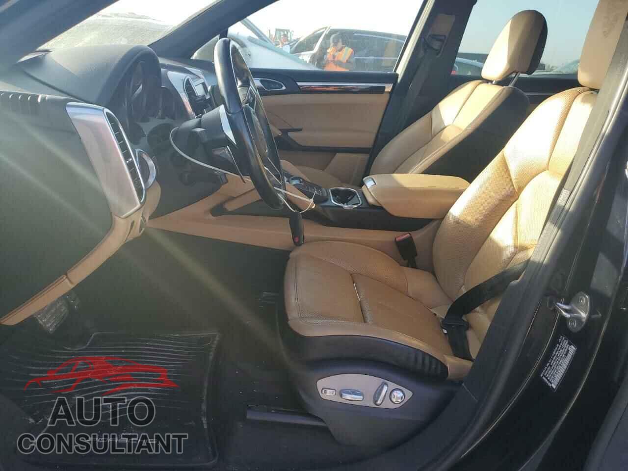 PORSCHE CAYENNE 2016 - WP1AB2A25GLA96211