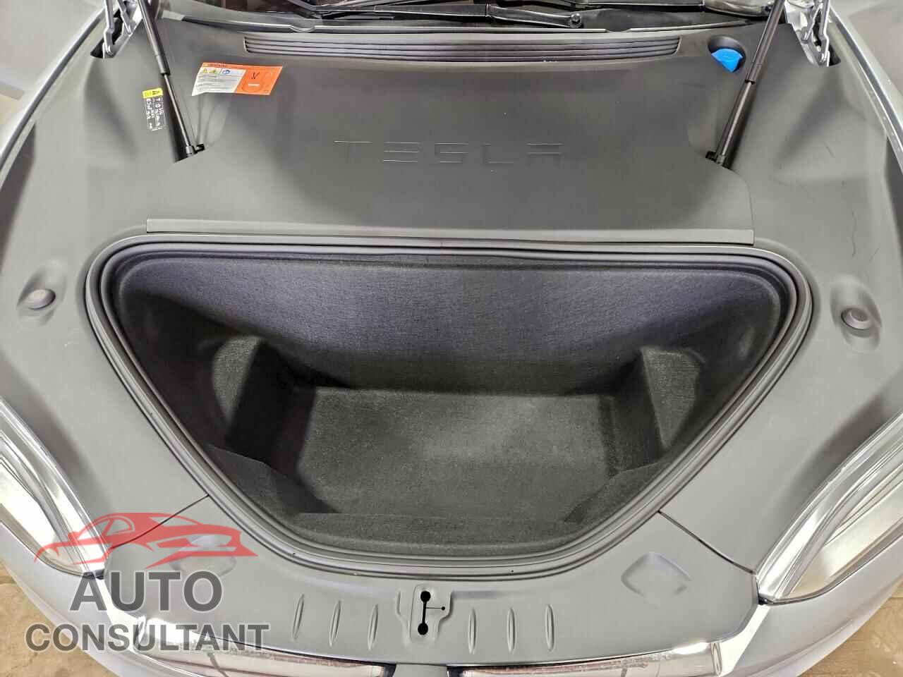 TESLA MODEL S 2017 - 5YJSA1E27HF217239