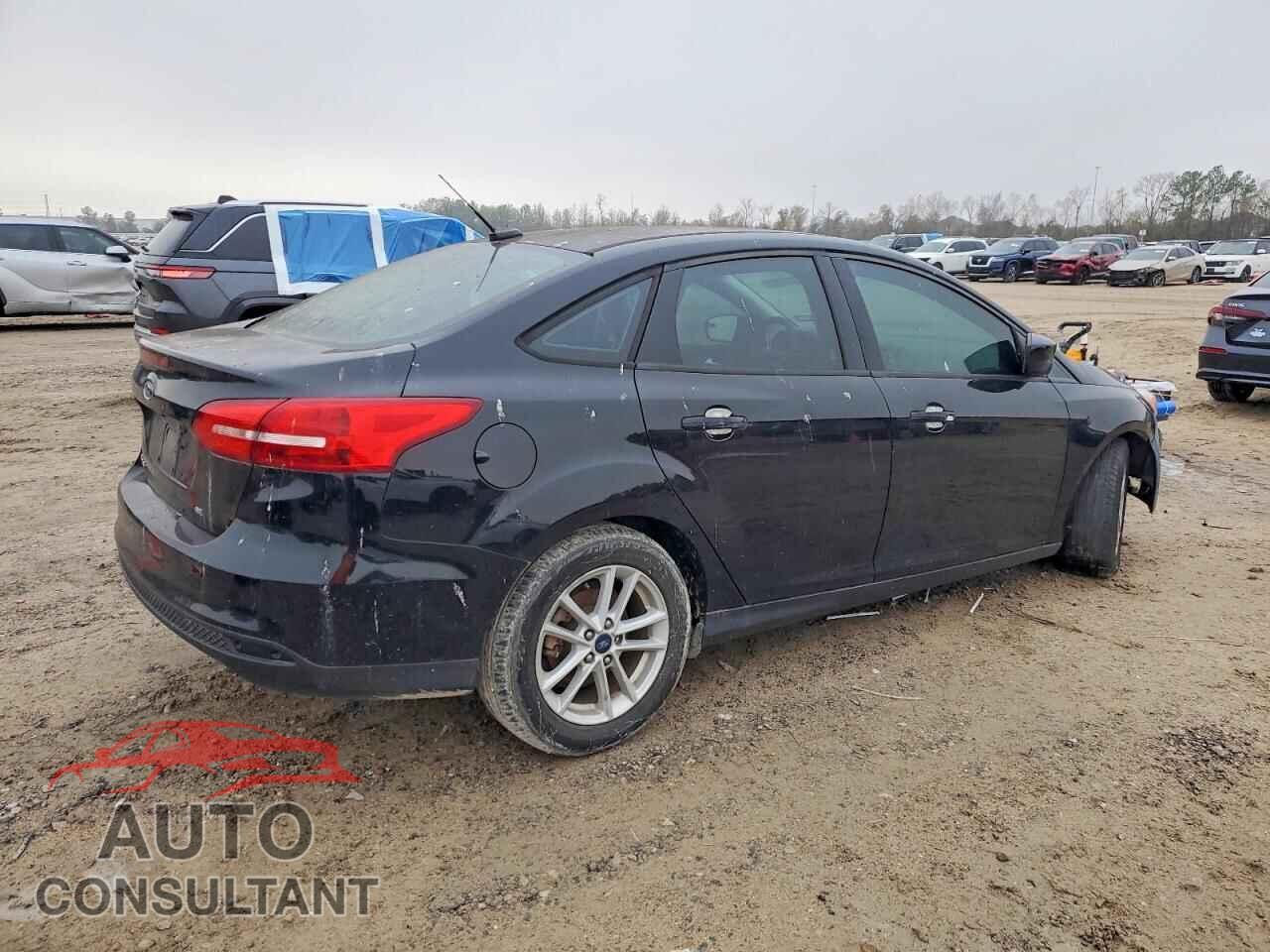 FORD FOCUS 2018 - 1FADP3FE2JL229402