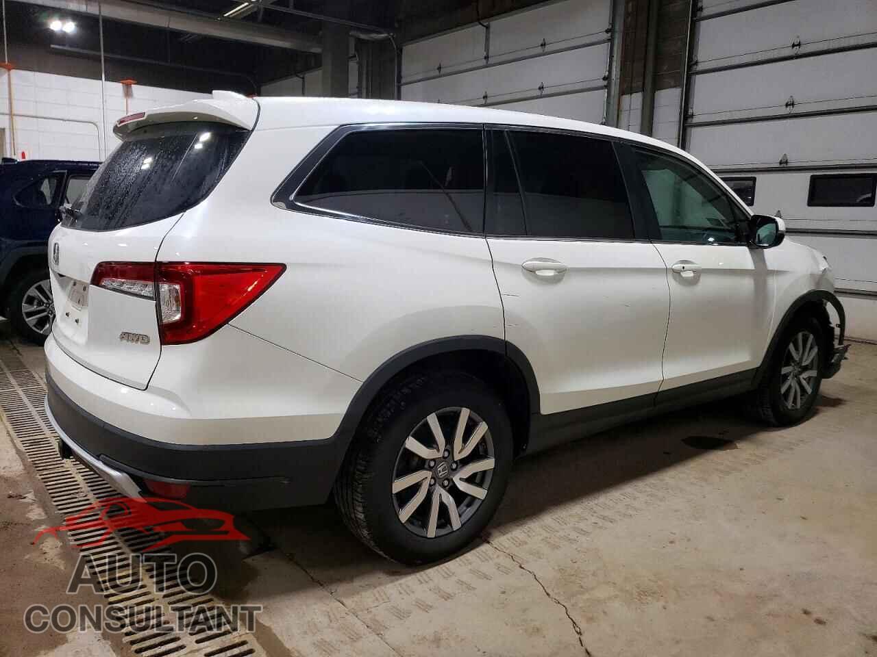 HONDA PILOT 2019 - 5FNYF6H56KB026742