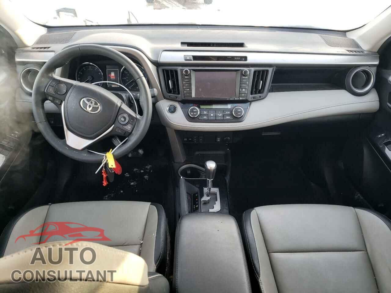 TOYOTA RAV4 2017 - 2T3DFREV2HW570100