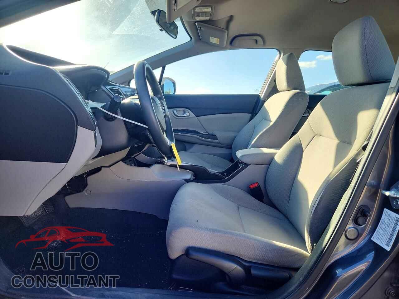 HONDA CIVIC 2013 - 2HGFB2F67DH544543
