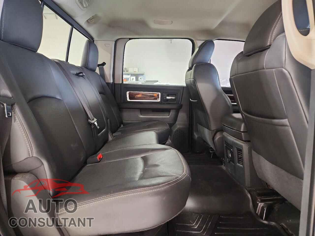 DODGE RAM 1500 2012 - 1C6RD7NT4CS125865