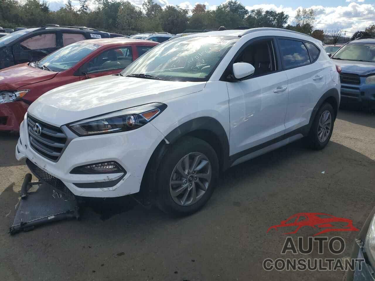 HYUNDAI TUCSON 2018 - KM8J3CA43JU773257