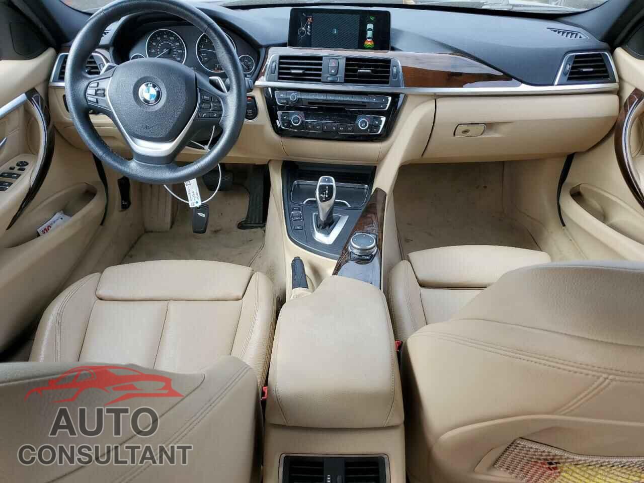 BMW 3 SERIES 2016 - WBA8E3G59GNU05212