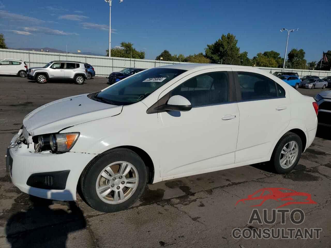 CHEVROLET SONIC 2014 - 1G1JC5SH0E4103830