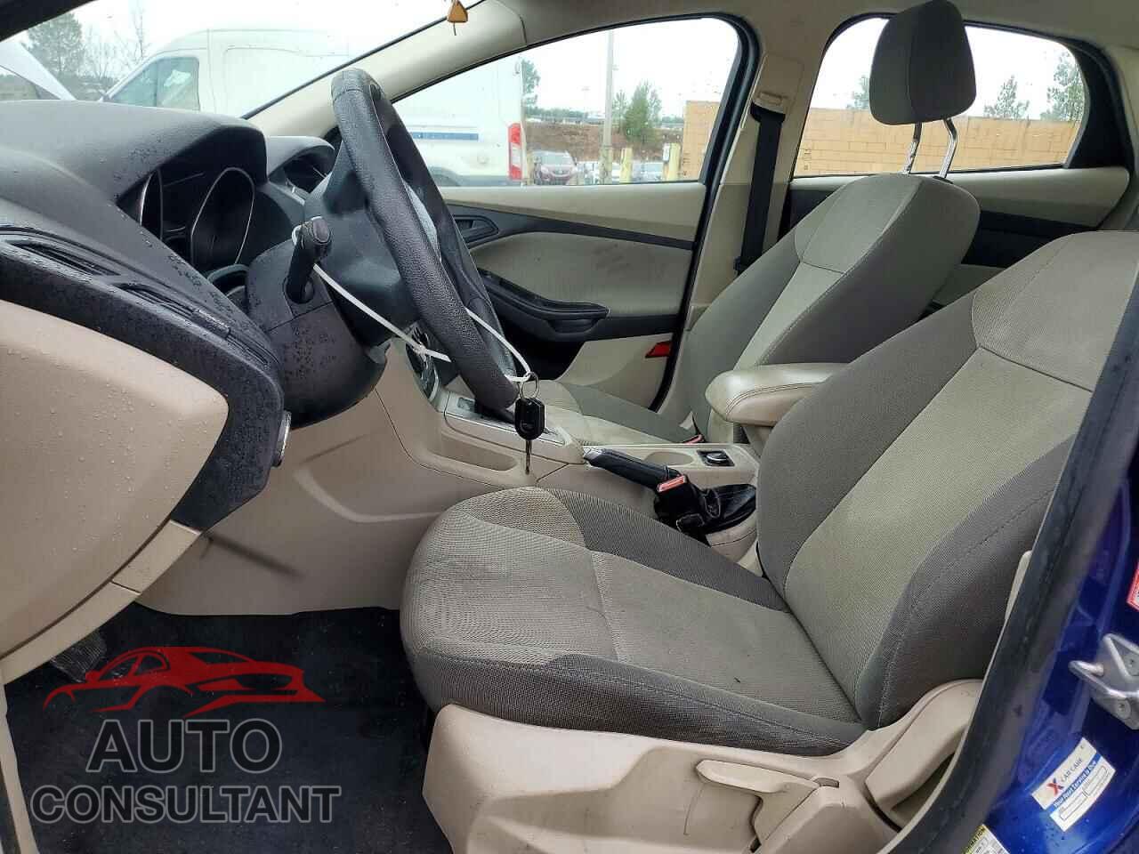 FORD FOCUS 2012 - 1FAHP3F26CL371097