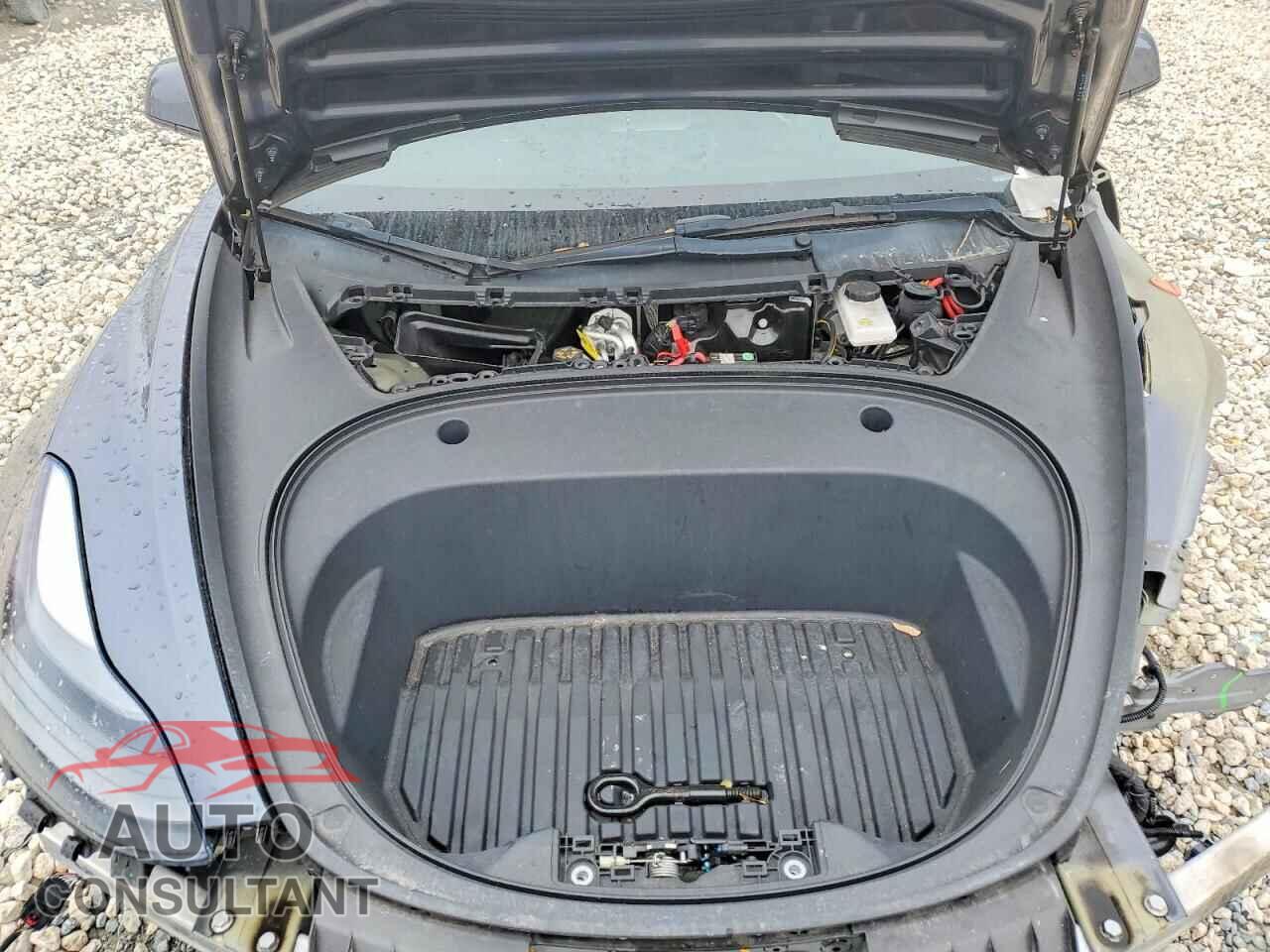 TESLA MODEL 3 2022 - 5YJ3E1EA2NF331323